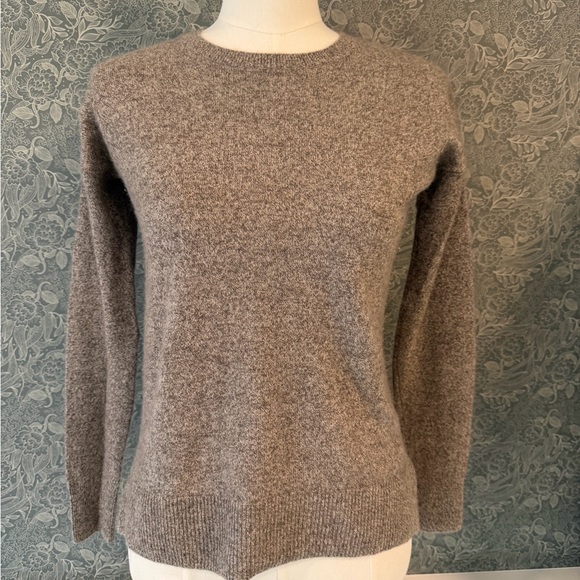 Aqua Sweaters - Aqua 100% Cashmere Heather Taupe Brown Crewneck Sweater XS
